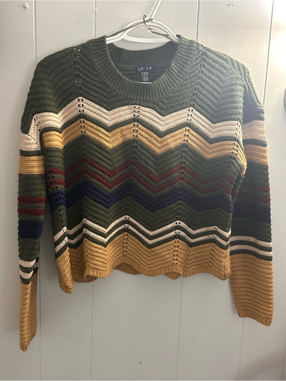 UK2LA Olive Green Chevron Zig Zag Knit Sweater Size M